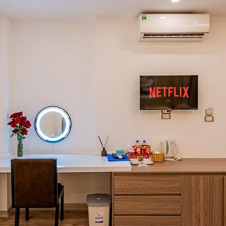Moon Hotel 26 Do Quang Hanoi Bagian luar foto